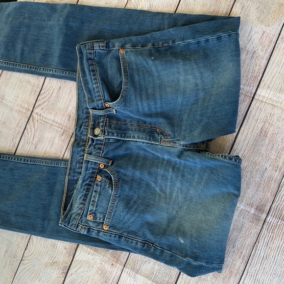 Levi's Other - Men’s Levi’s Jeans 511 size 34x32